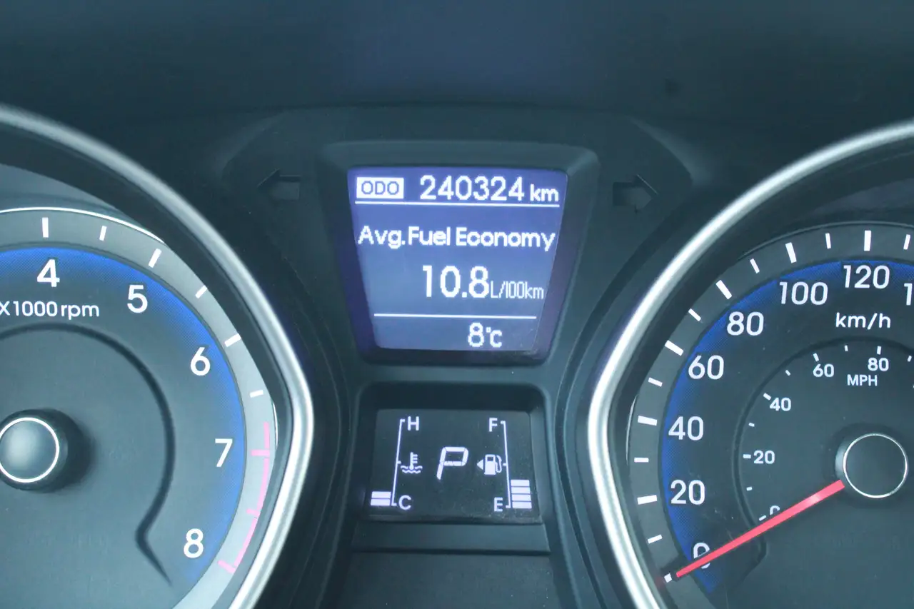 Hyundai ELANTRA снимка Hyundai ELANTRA