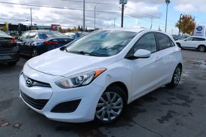 White 2015 Hyundai Elantra GT L FWD Hatchback Automatic