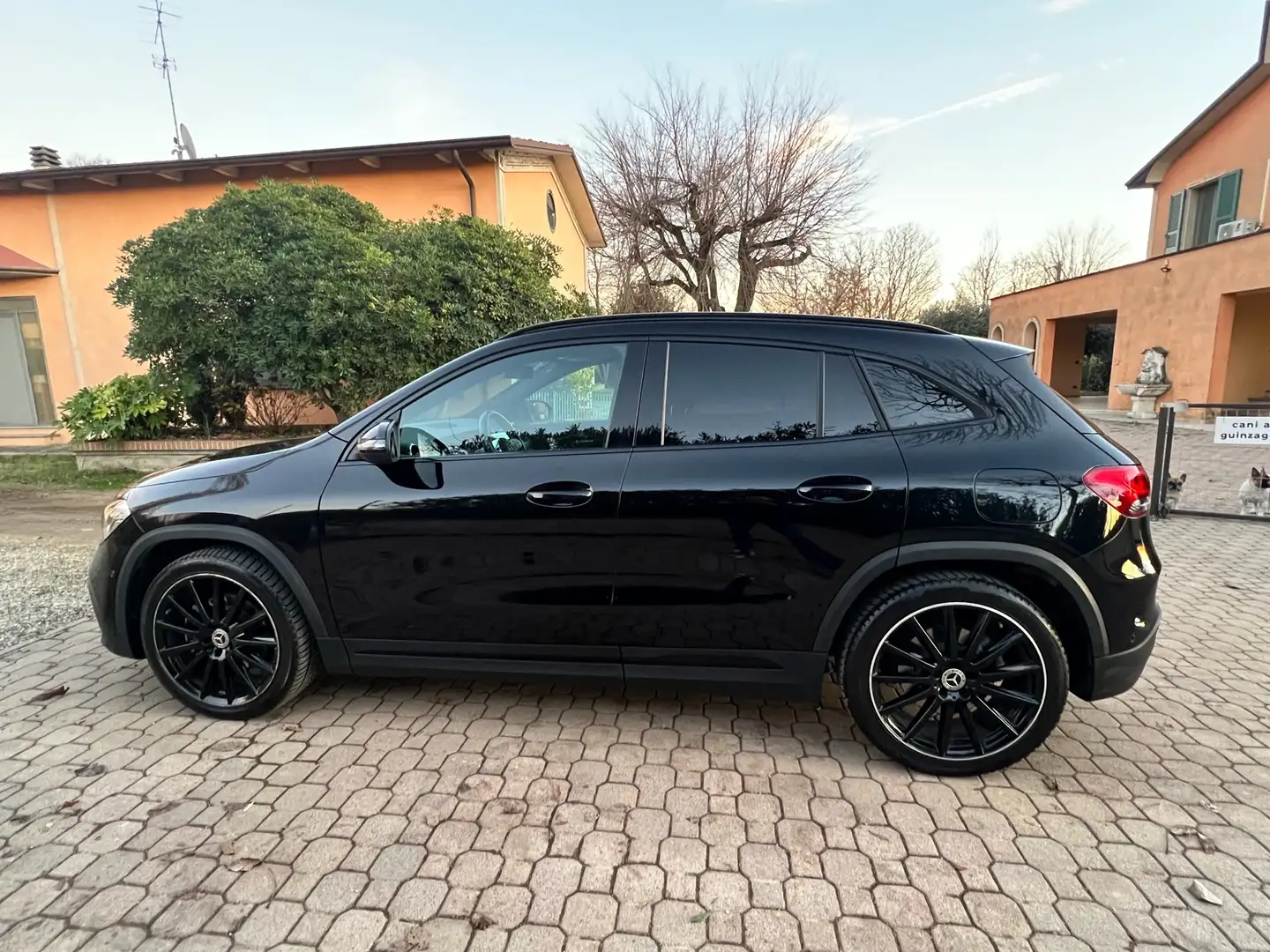Mercedes-Benz GLA 220 d Premium 4matic auto - 2