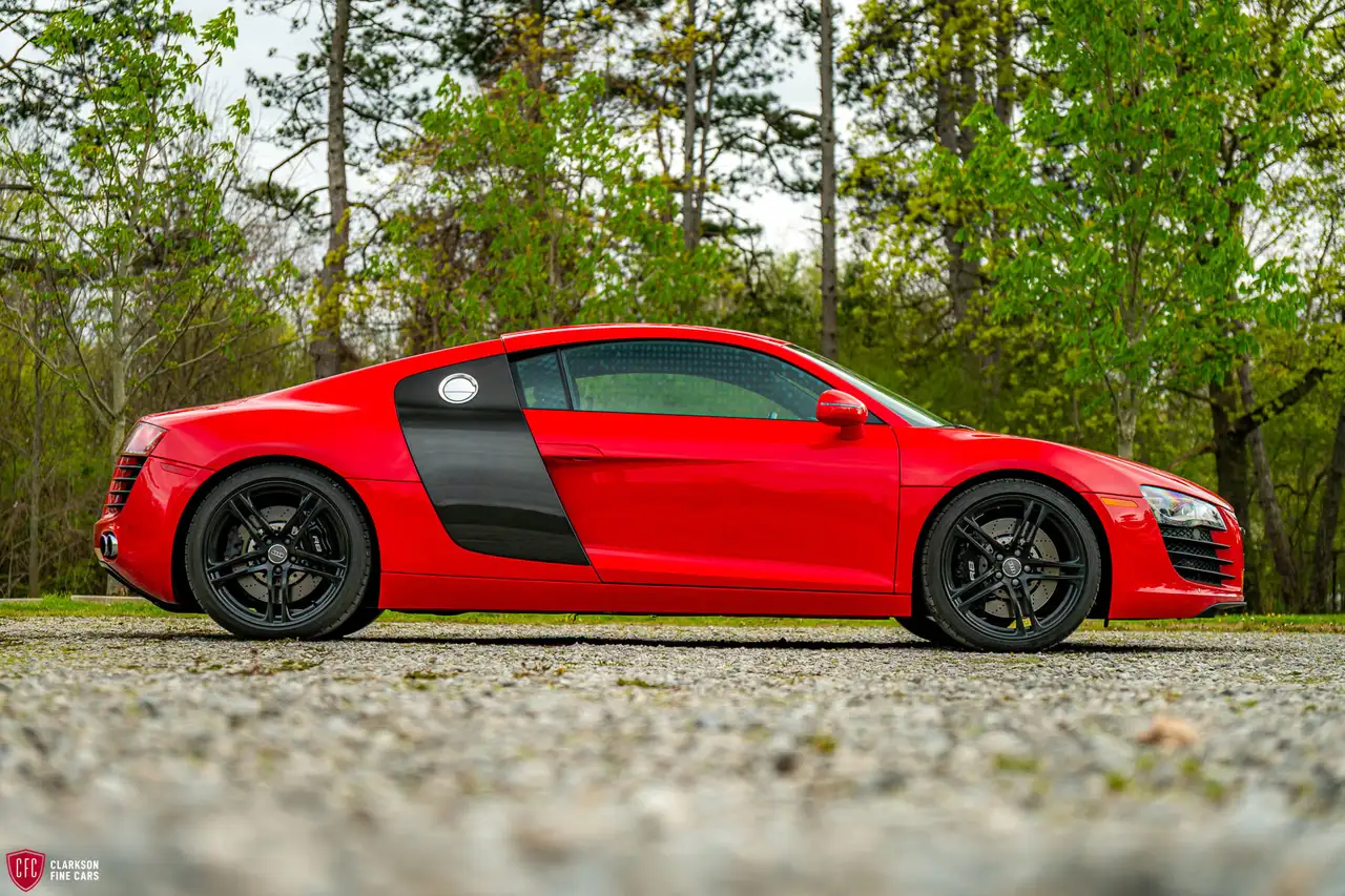 Audi R8 снимка Audi R8