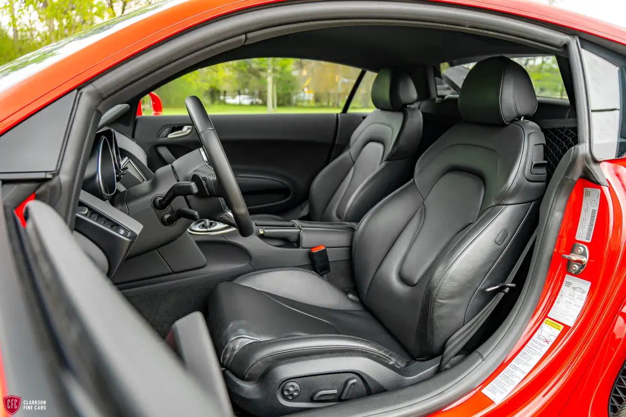 Audi R8 снимка Audi R8