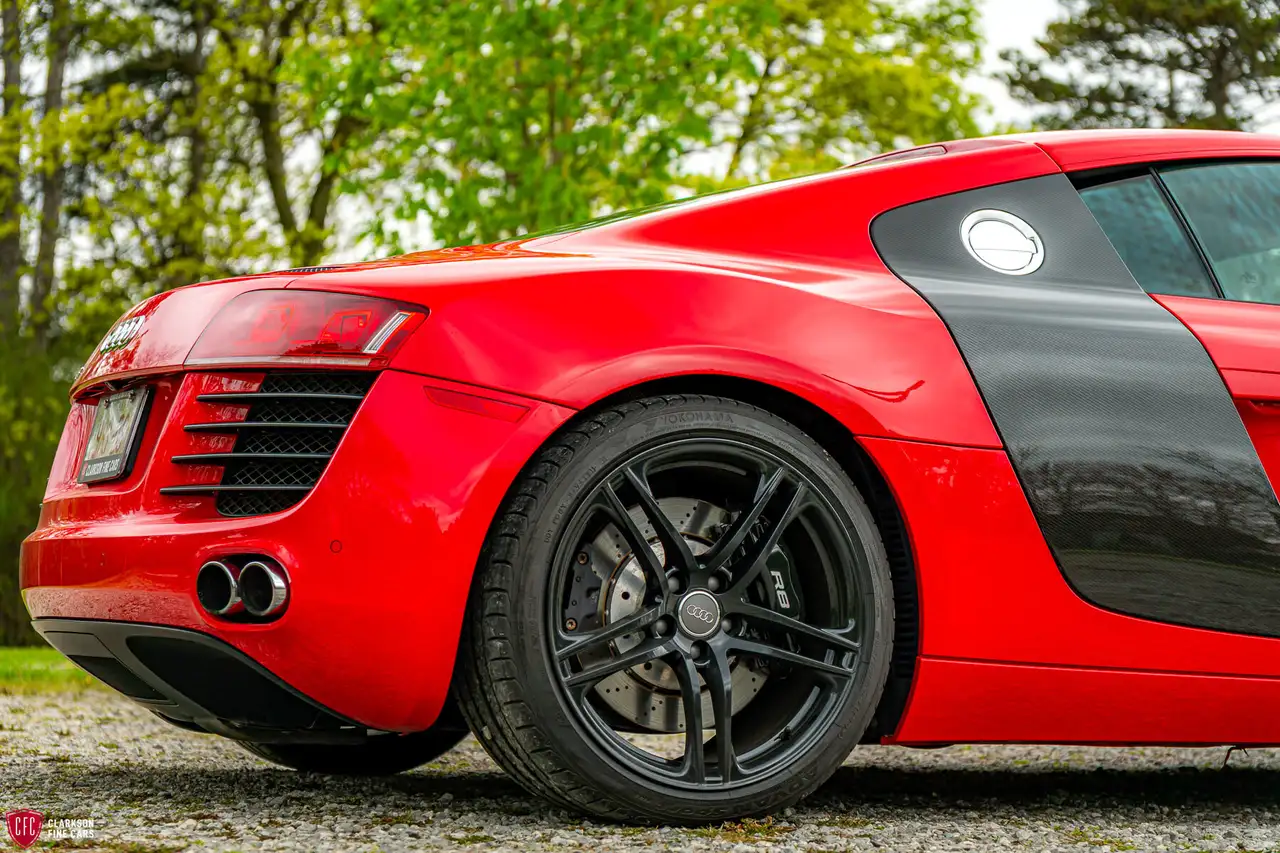 Audi R8 снимка Audi R8