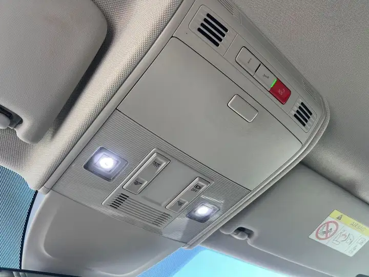 Volkswagen Taigo "Más" 1.0 TSI 6 vel. 2025, foto 20