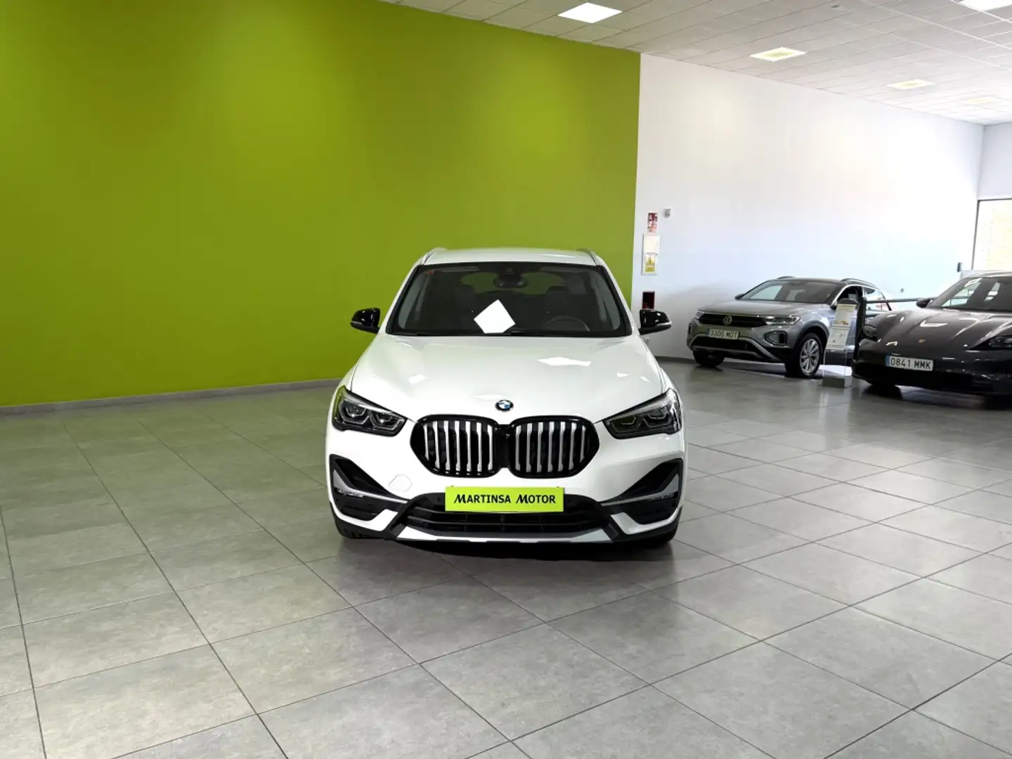 BMW X1 sDrive 18iA xLine Blanco - 2