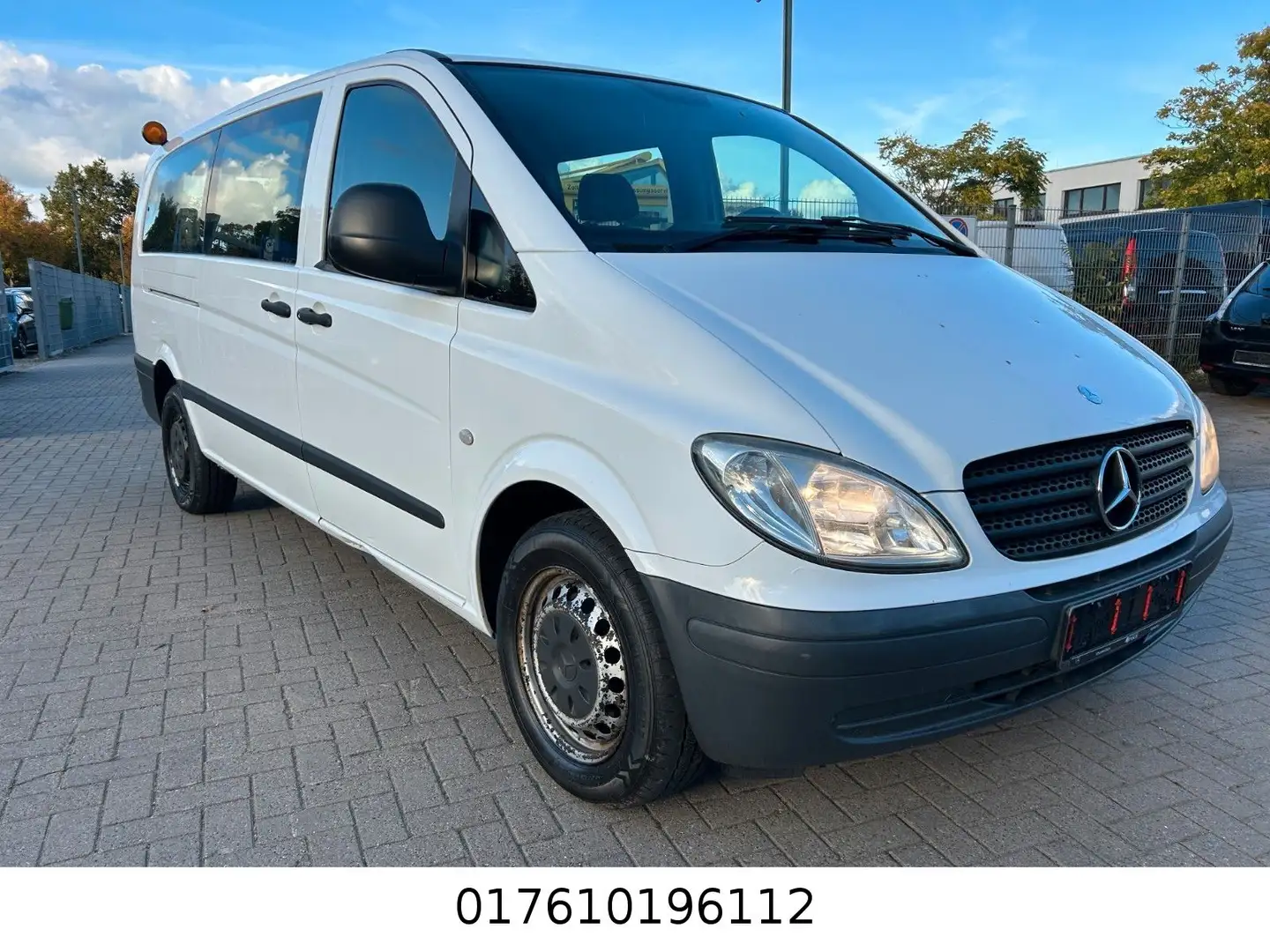 Mercedes-Benz Vito Kombi 109 CDI extralang ) Sitzer Weiß - 1