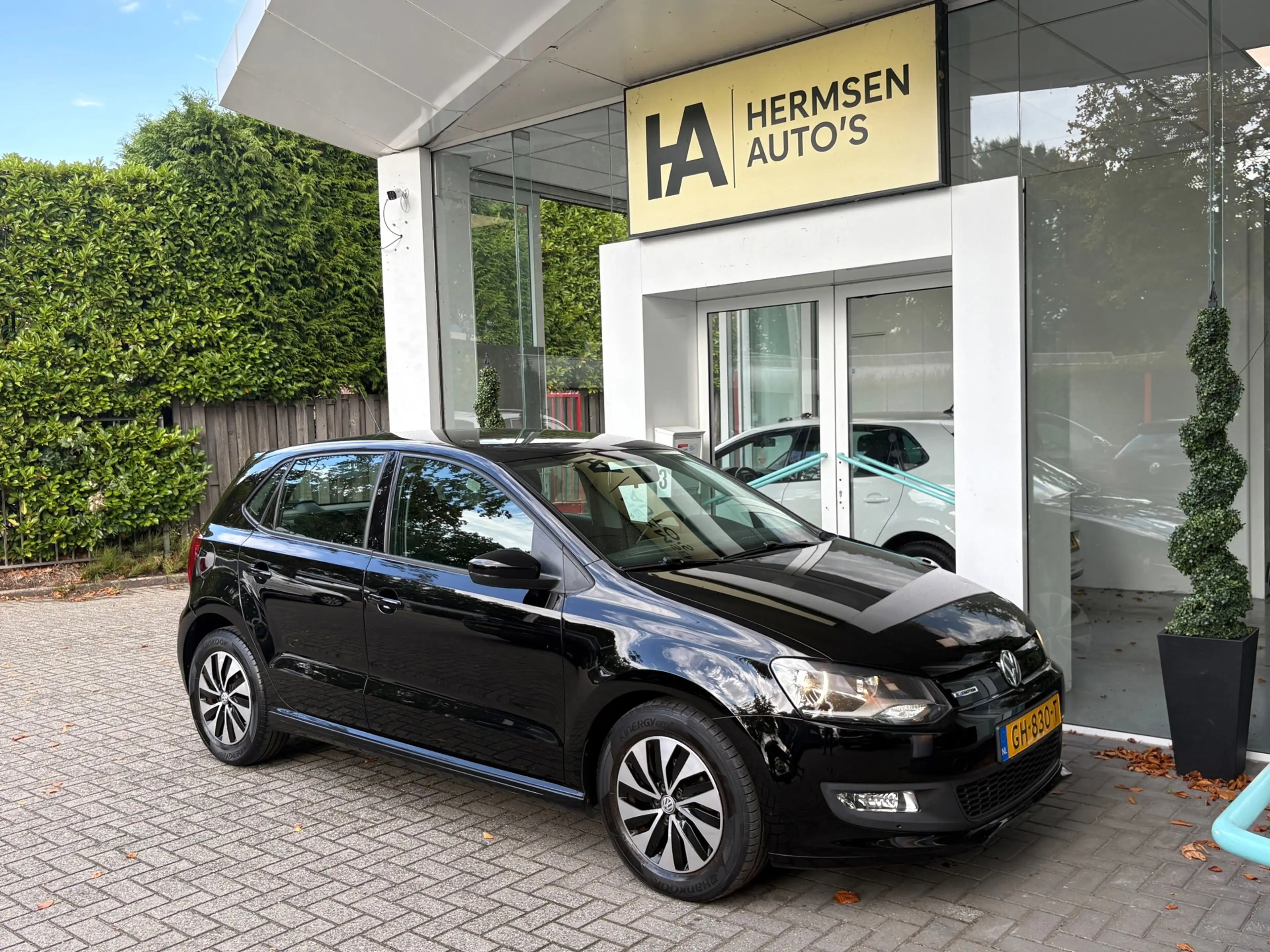 Volkswagen Polo 1.0 BlueMotion|Distr.VV|Bluetooth|NAP| — photo 8