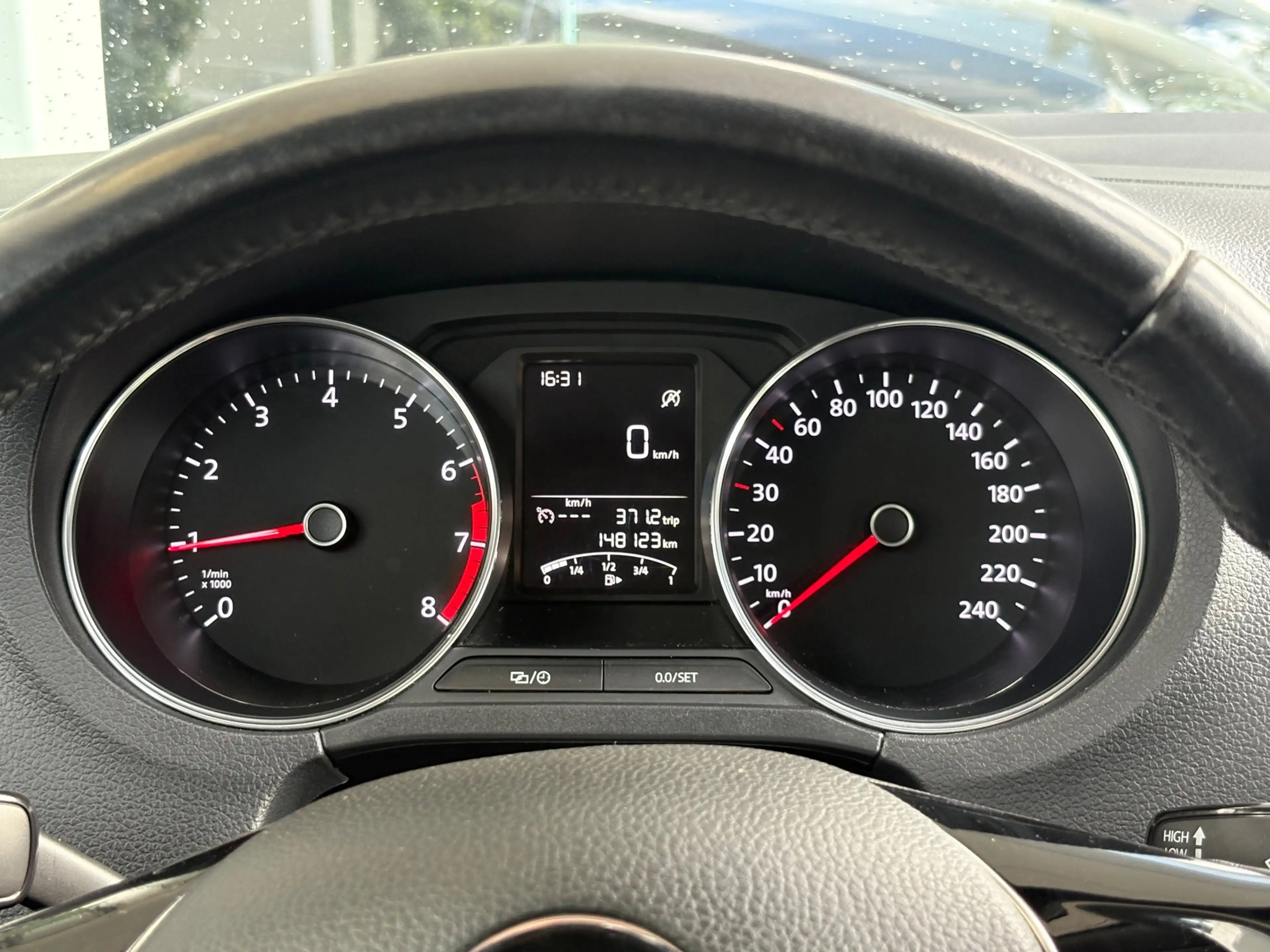Volkswagen Polo 1.0 BlueMotion|Distr.VV|Bluetooth|NAP| — photo 10