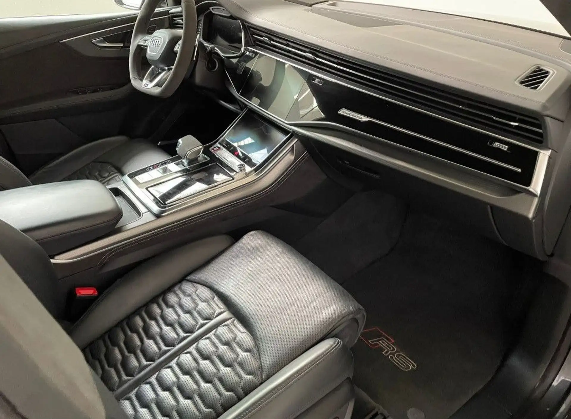 아우디 Audi RS Q8 4.0 TFSI 2021 회색 사진 8