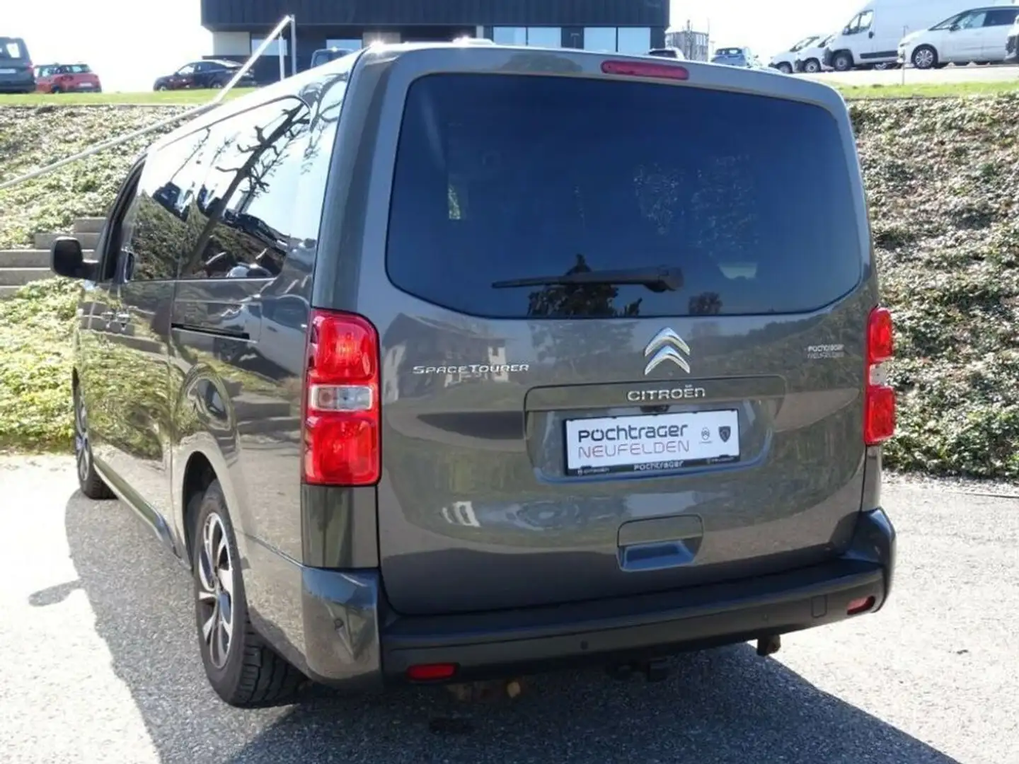 Citroen Spacetourer Feel XL BHDi 180 EAT8 mit AHV! Grau - 2
