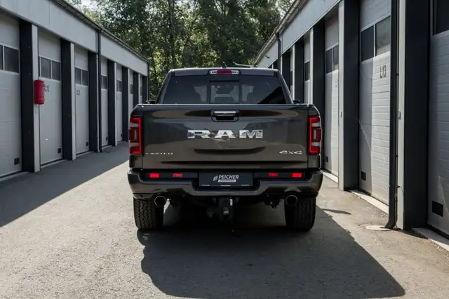 RAM 1500 view 5