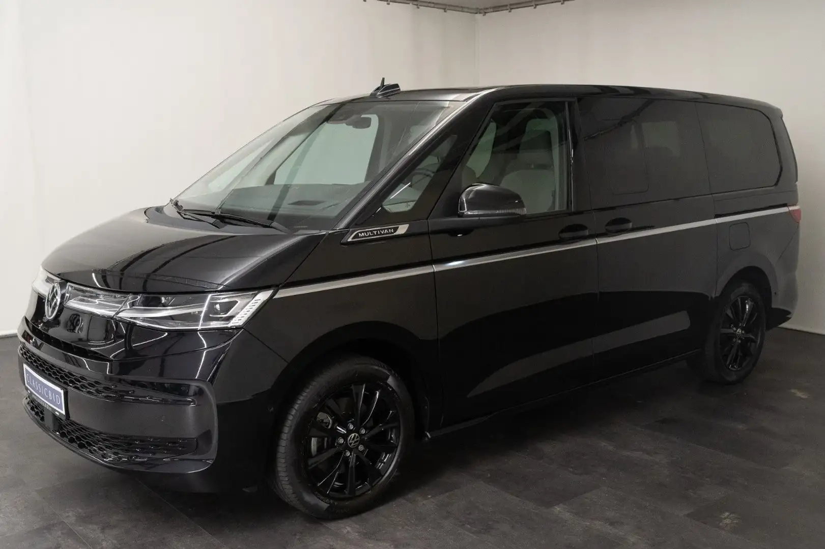 Volkswagen T7 Multivan Style lang DSG Schwarz - 1