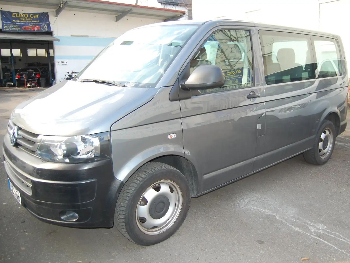 Volkswagen T5 Transporter T5 TDI (BiTDI) Kurz DSG Trendline Gris - 2