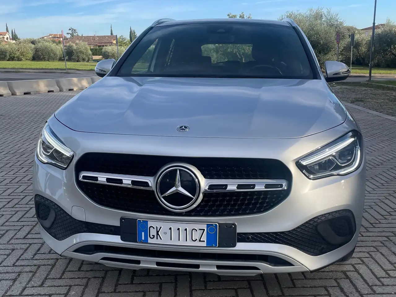 Mercedes-Benz GLA 180