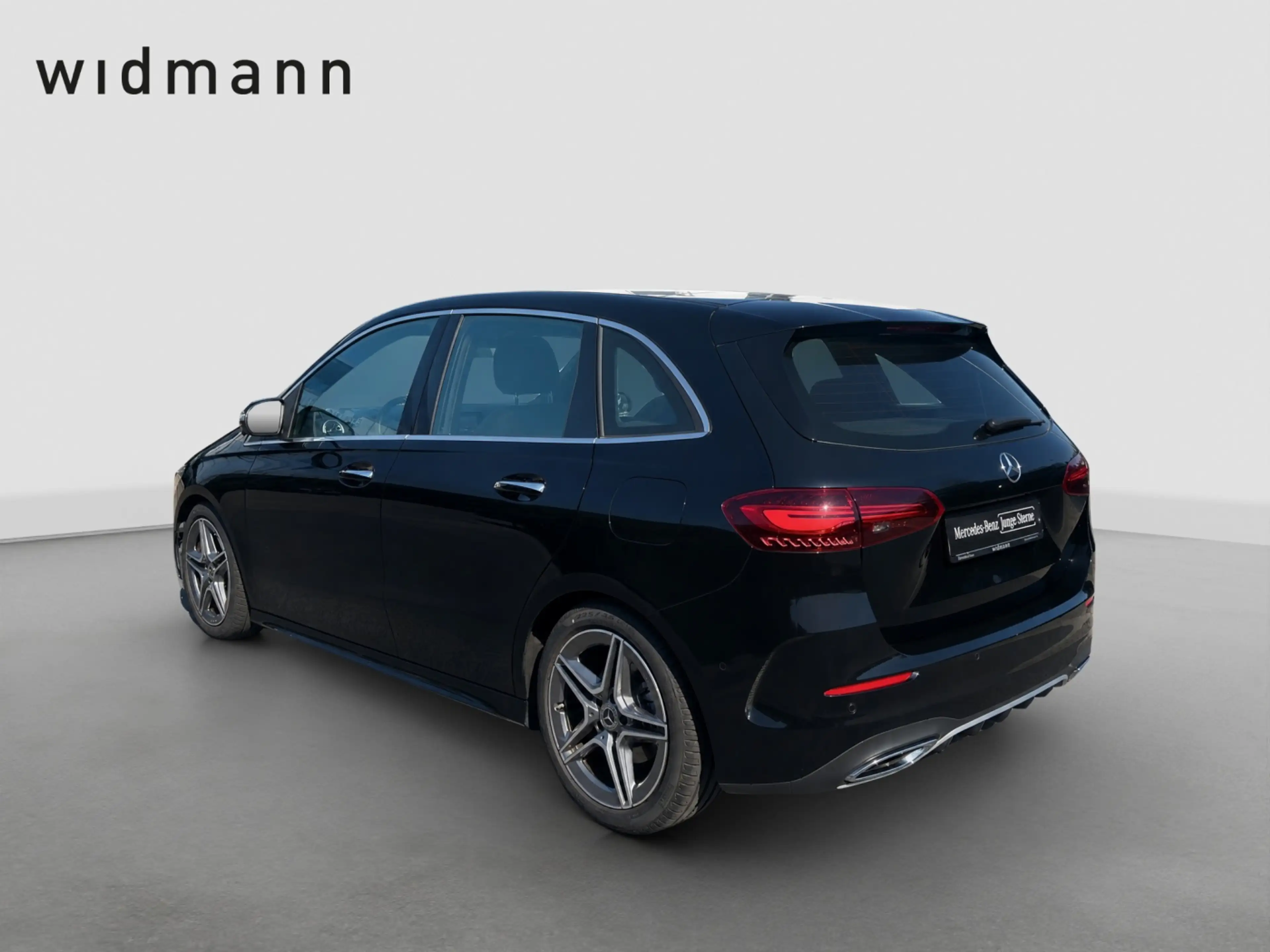 Mercedes-Benz B 220 4M *AMG*LED*Panorama*Standhzg*Memory*Kam** — photo 8