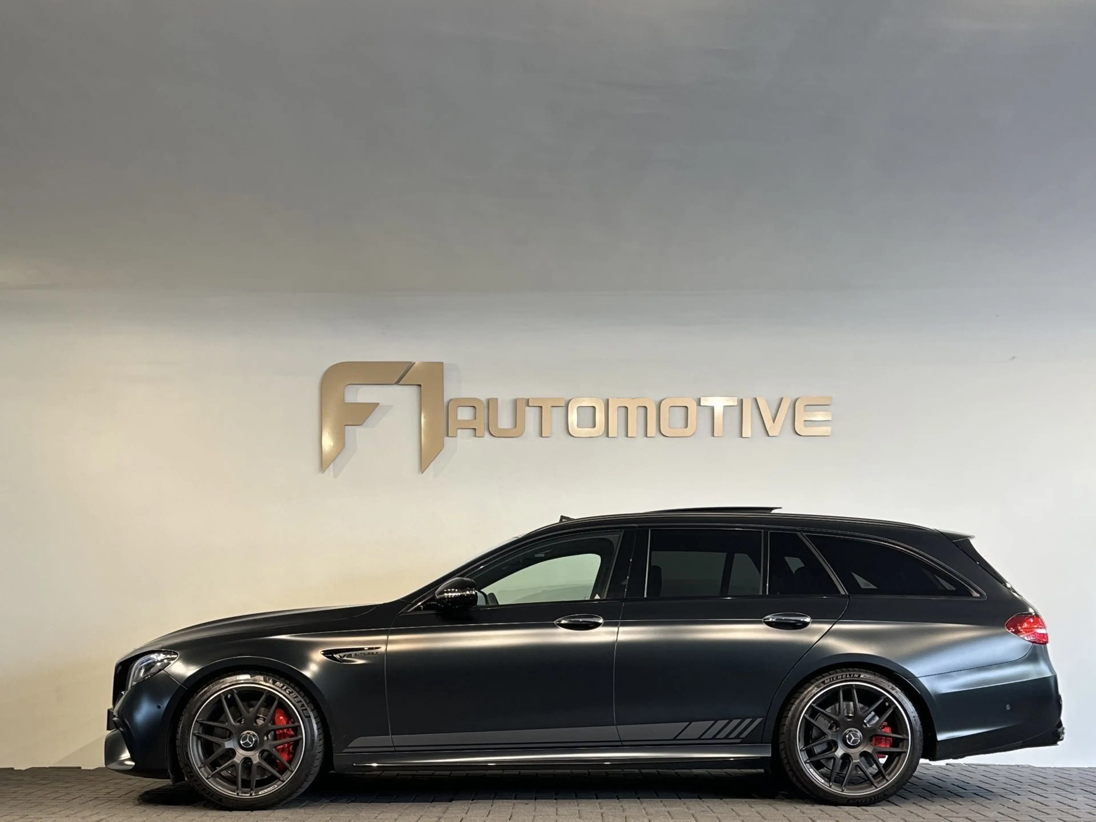 Mercedes-Benz E 63 AMG Estate S 4MATIC Edition 1 Pano|Kuipstoelen|Burmest — photo 8