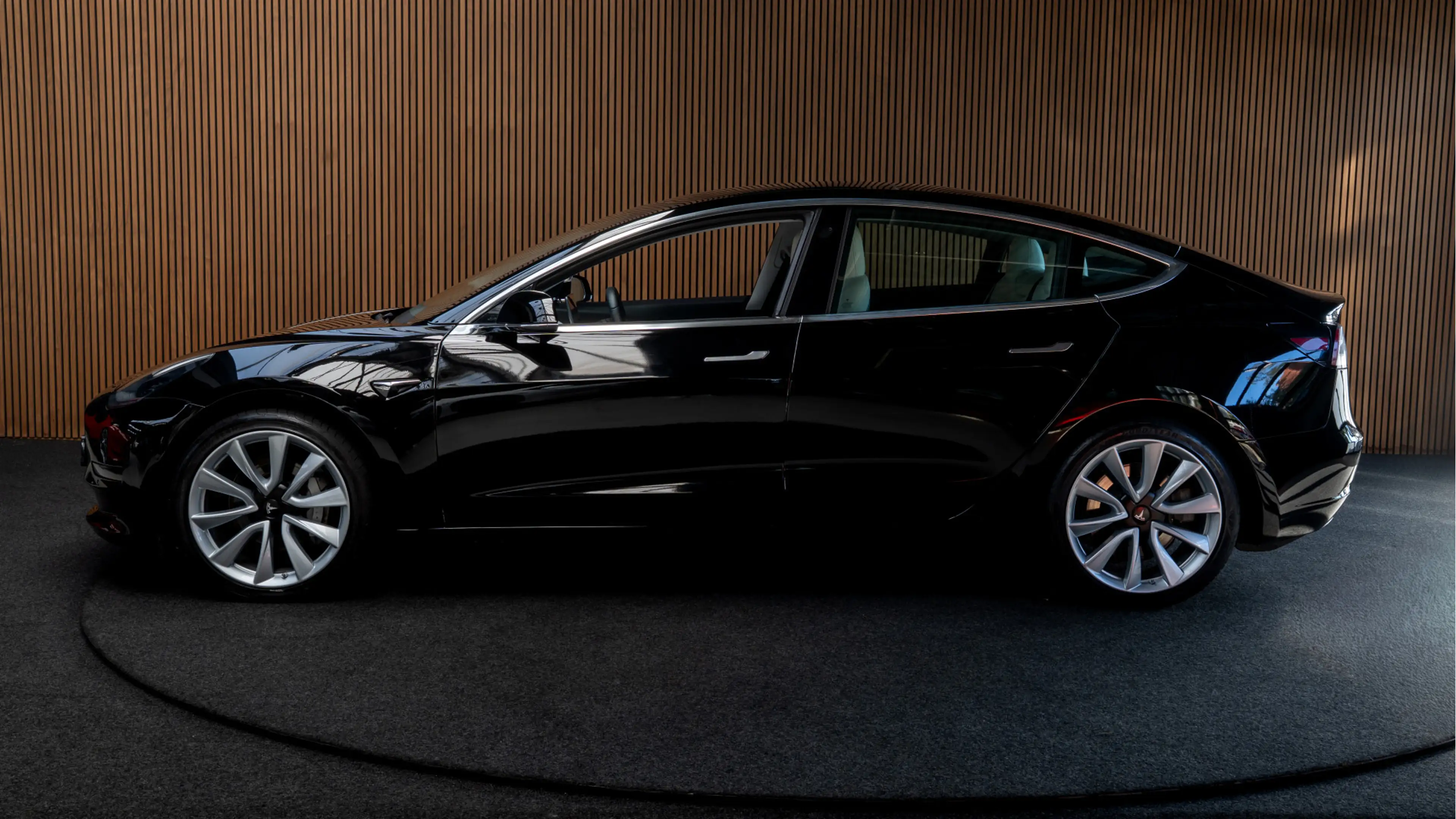 Tesla Model 3 Long Range AWD 75 kWh Panodak Leer 360° ACC Climat — photo 2
