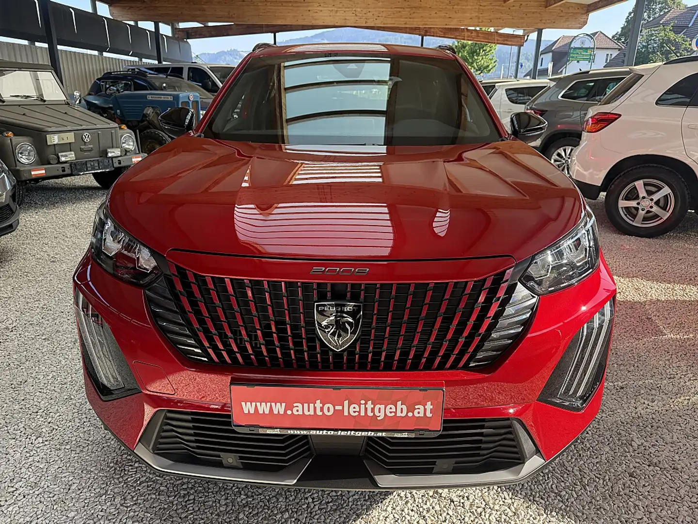 Peugeot 2008 1.5 BlueHDI 130 Allure (EURO 6d) Rot - 2