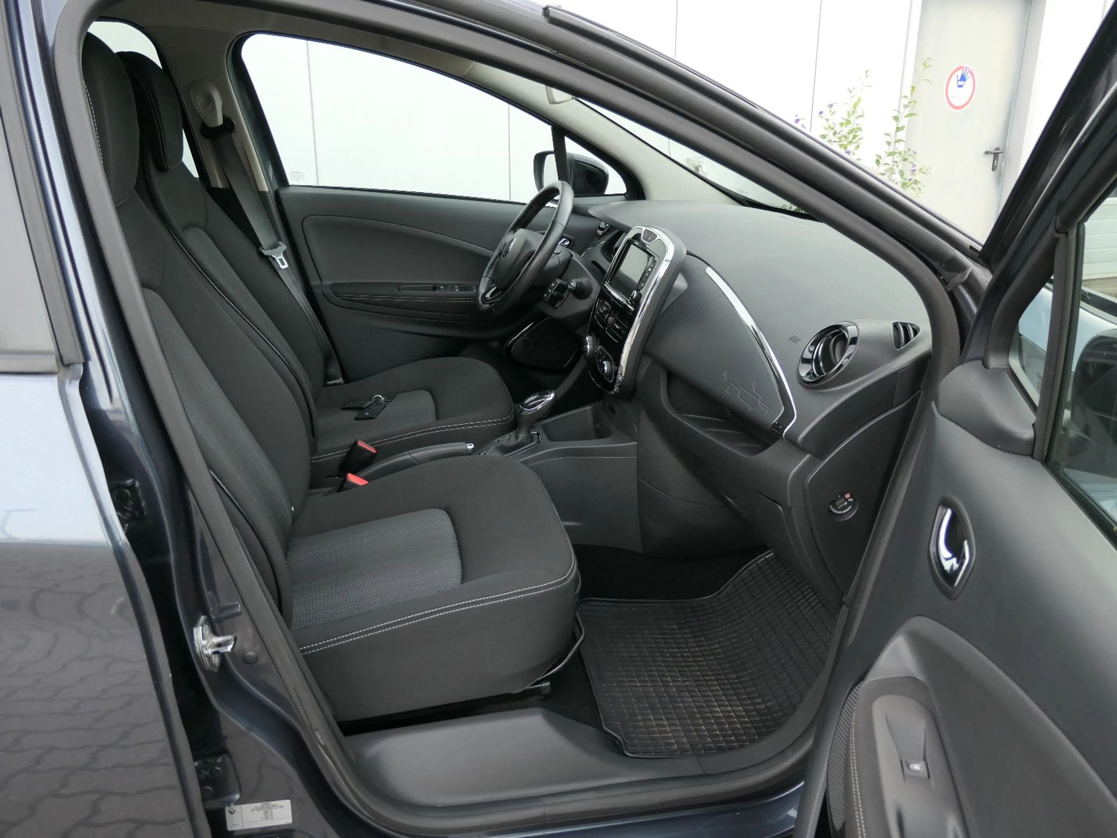 Renault ZOE Zoe Intens // 2.Hd., 40 kWh Batterie Inkl. — photo 8