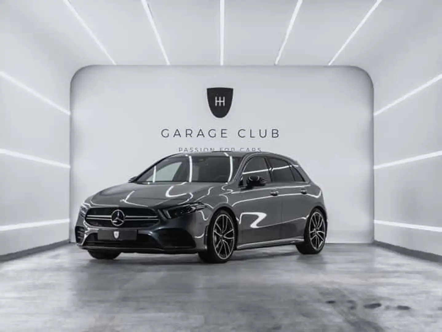 Mercedes-Benz A 35 AMG 4Matic+ 7G-DCT - 1