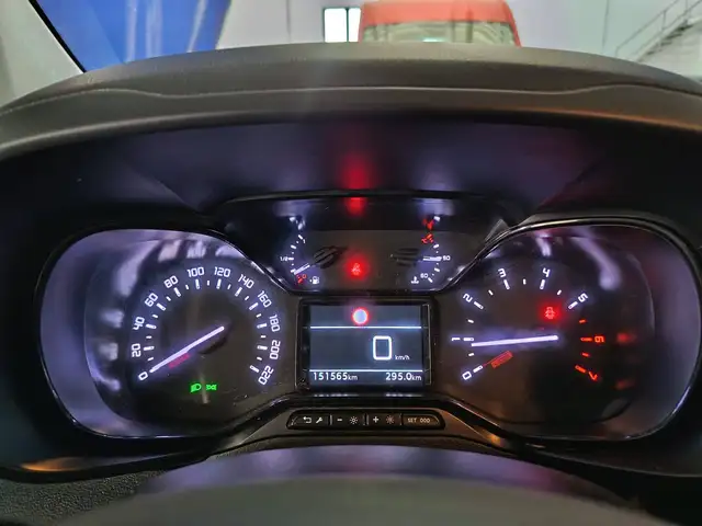 Citroen Berlingo view 9