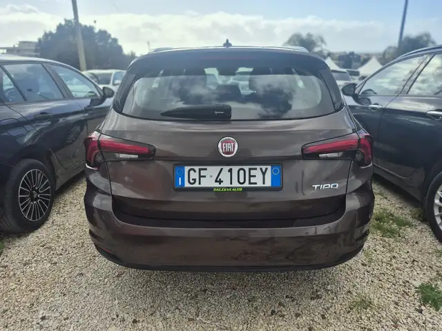 Fiat Tipo view 3