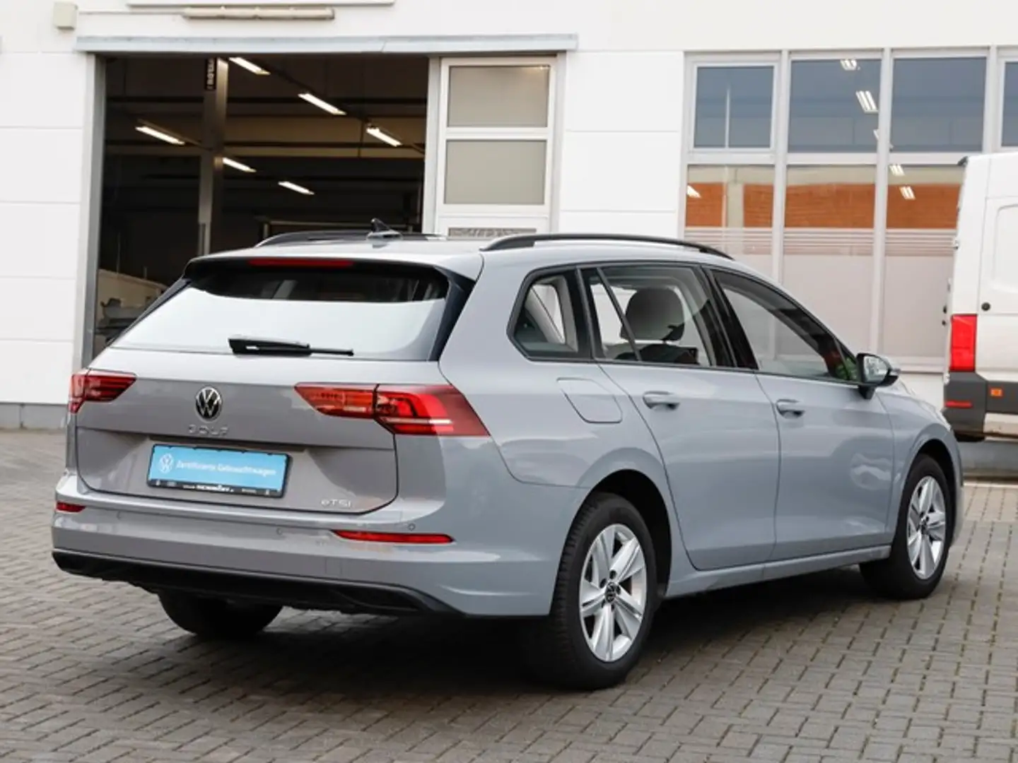 Volkswagen Golf VIII Variant 1.5TSi Life AHK AppConnect ACC Sit... Grau - 2