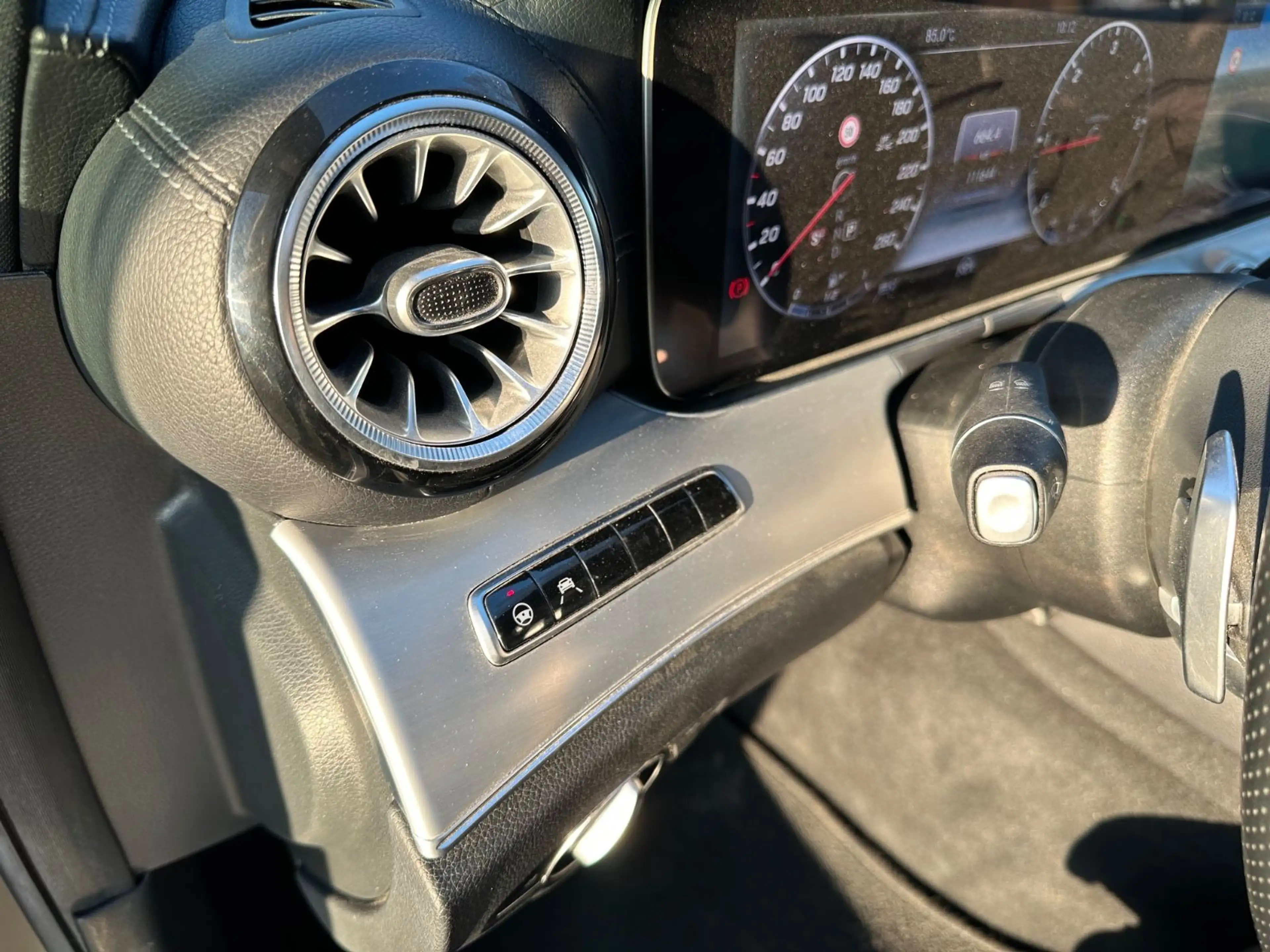 Mercedes-Benz CLS 350 d *4-MATIC*AMG-LINE*360*NIGHT*DISTR* — photo 12