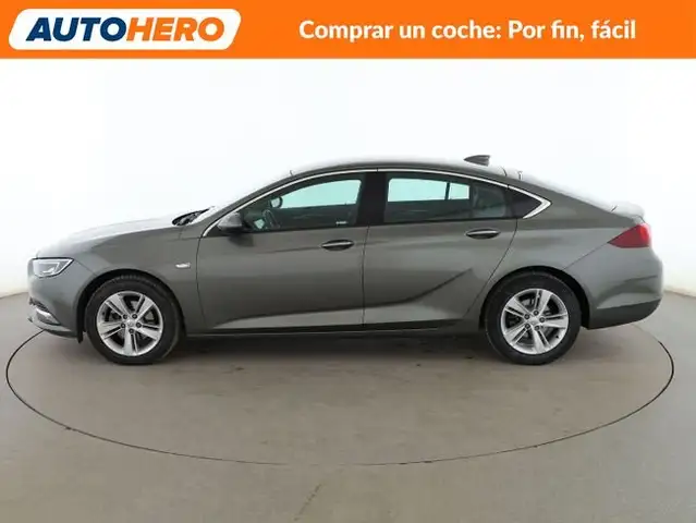 Opel Insignia view 3