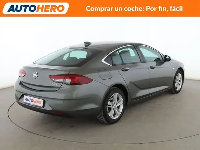 Opel Insignia view 6