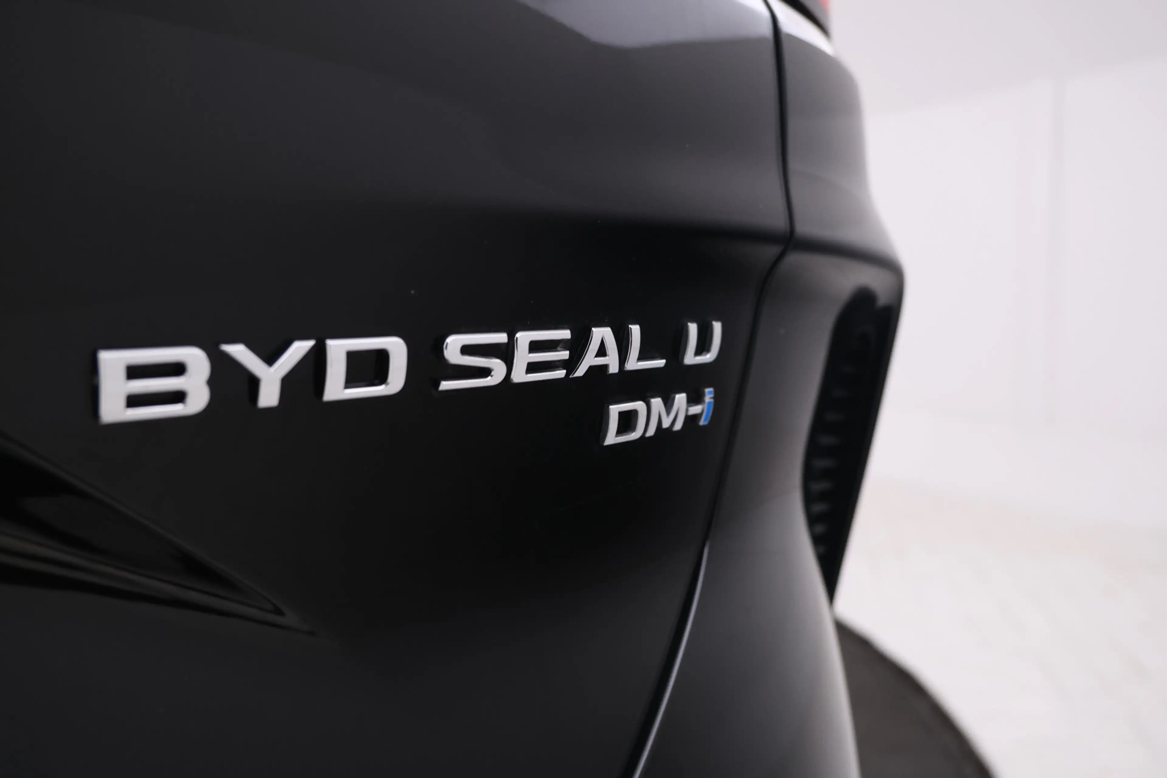 BYD Seal U 1.5 DM-i FWD Boost Plug in hybrid, Bruin int. fabr — photo 13