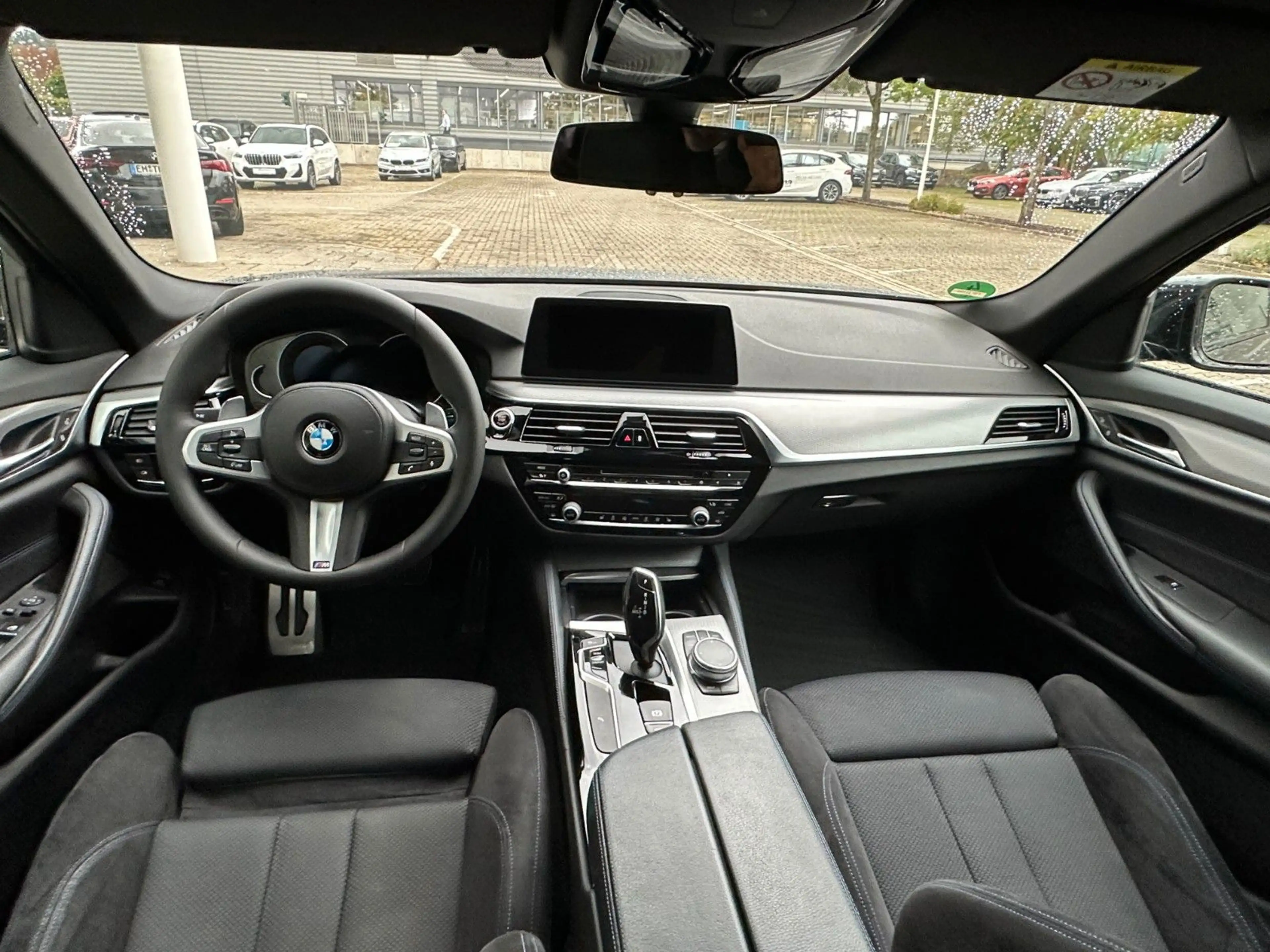 BMW 520 dA Touring M Sport+Kamera+Navi+Alarm+Klimaa. — photo 13