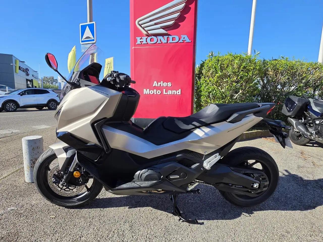 Honda Forza 750