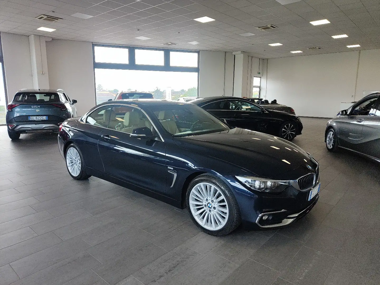 BMW 420 d Cabrio Luxury Auto Navi Cruise Pelle Fari LED Blu/Azzurro - 2