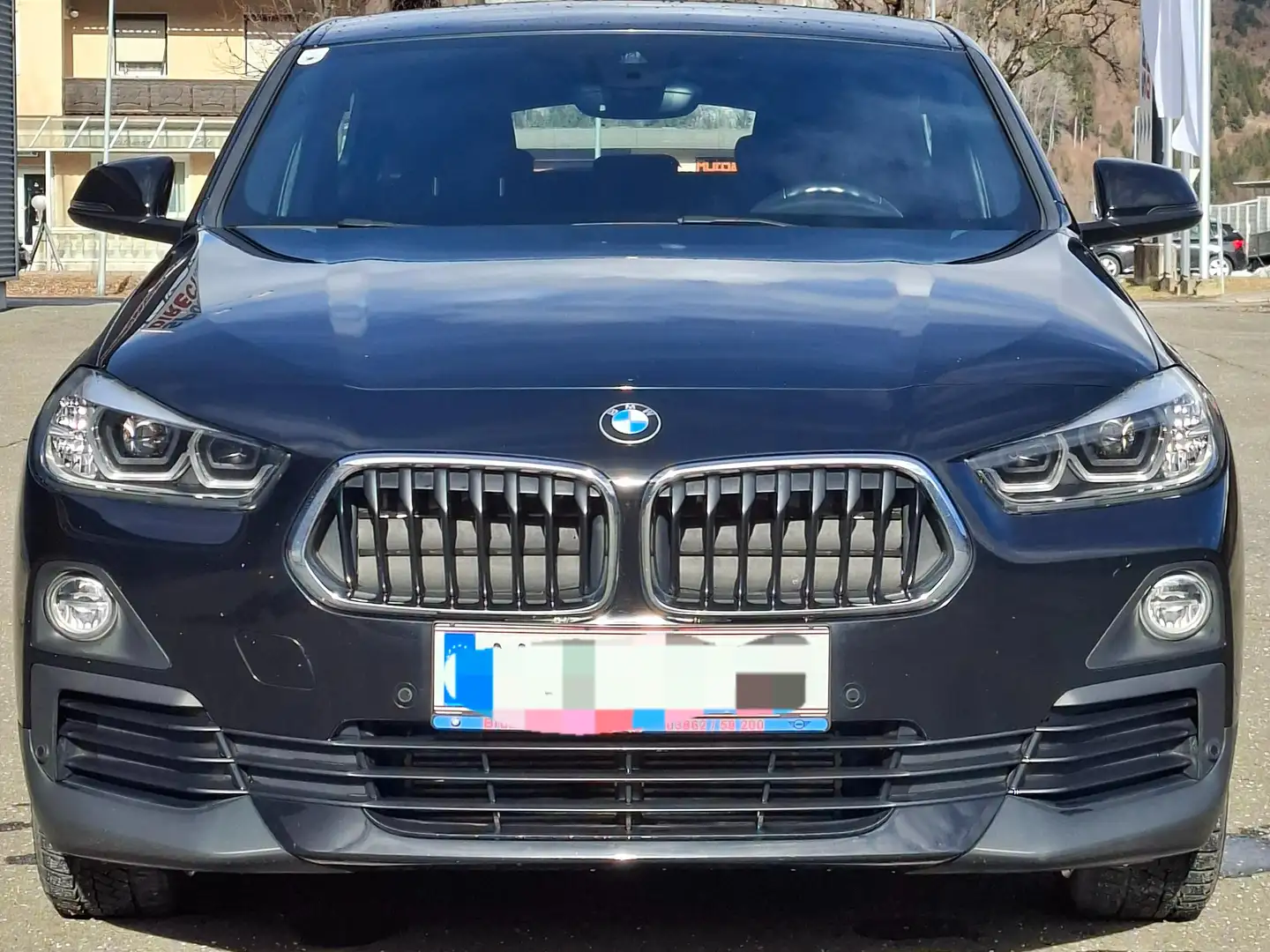 BMW X2 X2 xDrive18d Aut. Schwarz - 2