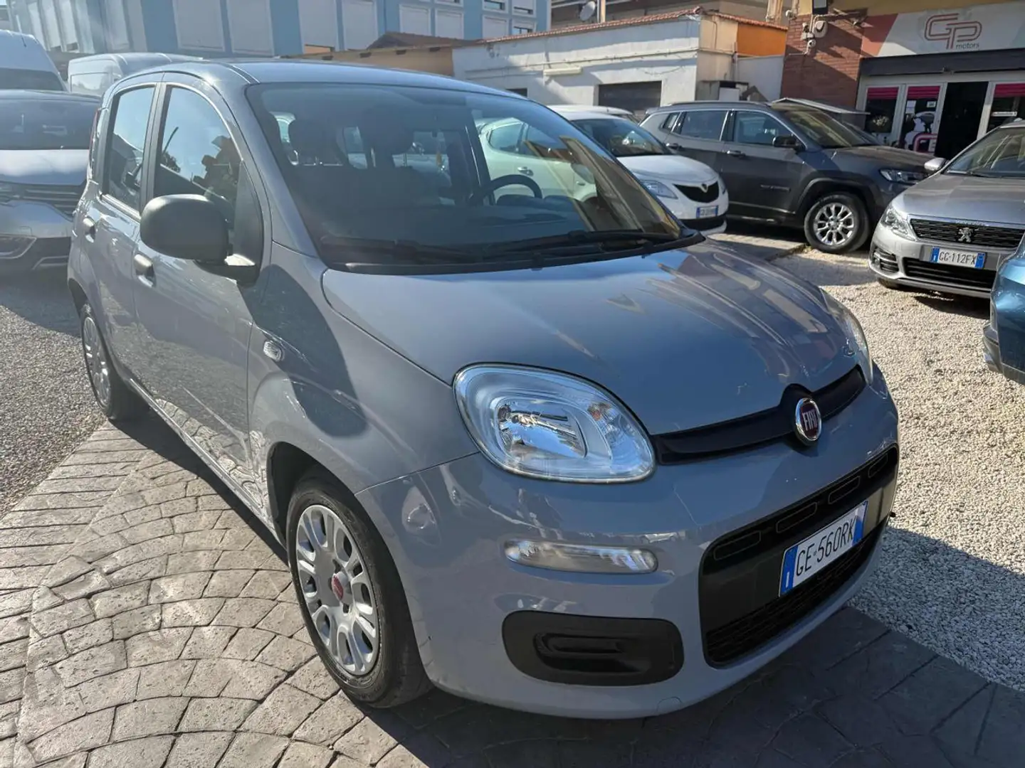 Fiat Panda 1.0 FireFly S&S Hybrid Eas 5 posti no obbligo fina Gris - 1