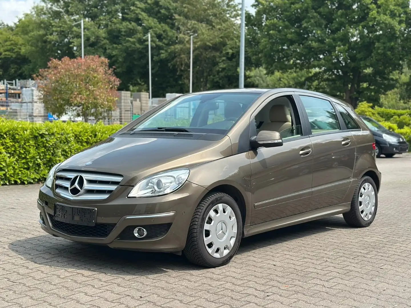 Mercedes-Benz B 180 CDI 8-Fach*Klima*PDC*Sitzheizung* Brown - 1