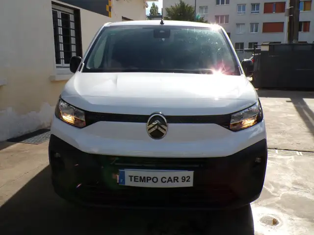 Citroen Berlingo view 3