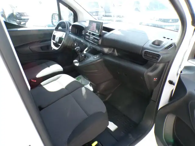 Citroen Berlingo view 11