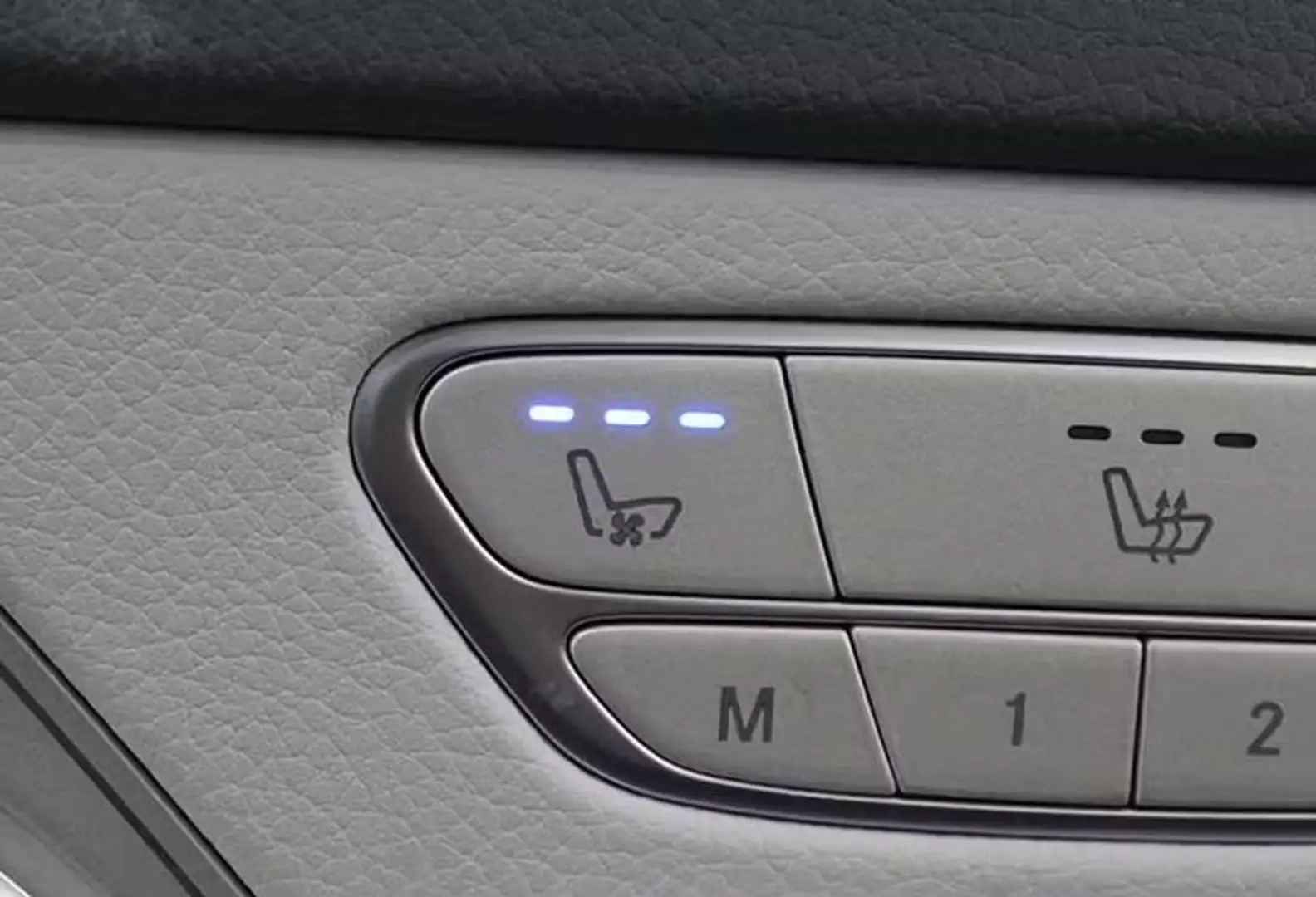 Mercedes-Benz S 500 (455 CH)  S 500 4Matic - 1
