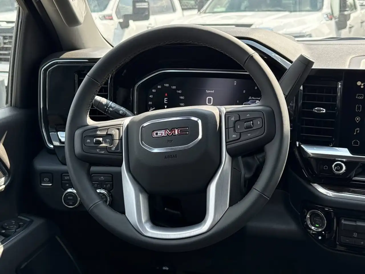 GMC Sierra 2500HD снимка GMC Sierra 2500HD