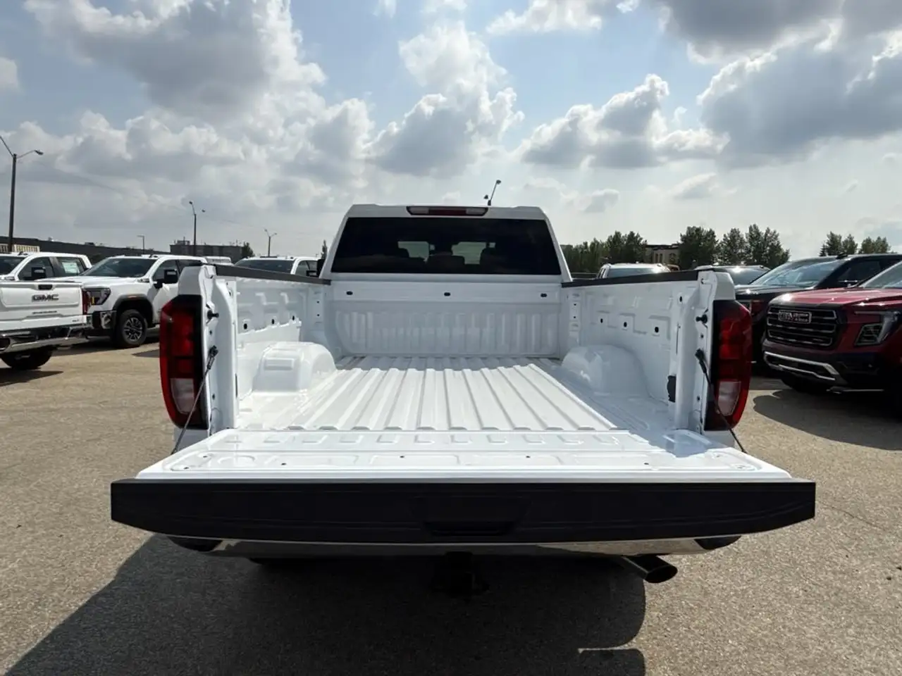 GMC Sierra 2500HD снимка GMC Sierra 2500HD