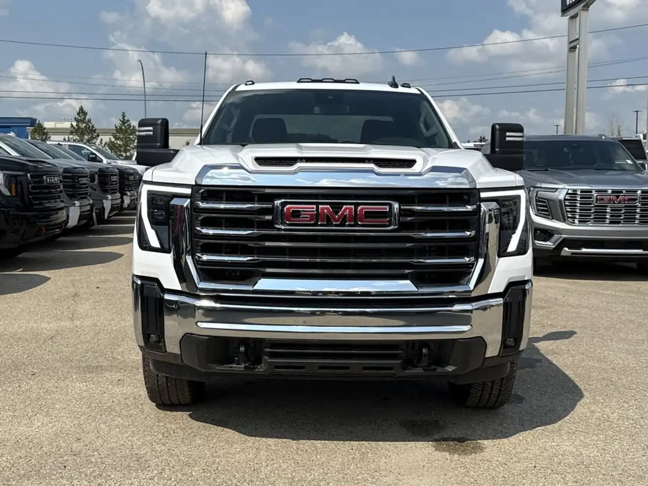 GMC Sierra 2500HD снимка GMC Sierra 2500HD