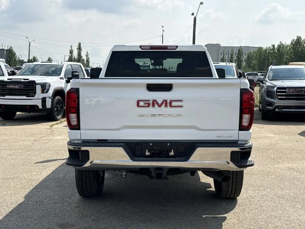 GMC Sierra 2500HD снимка GMC Sierra 2500HD