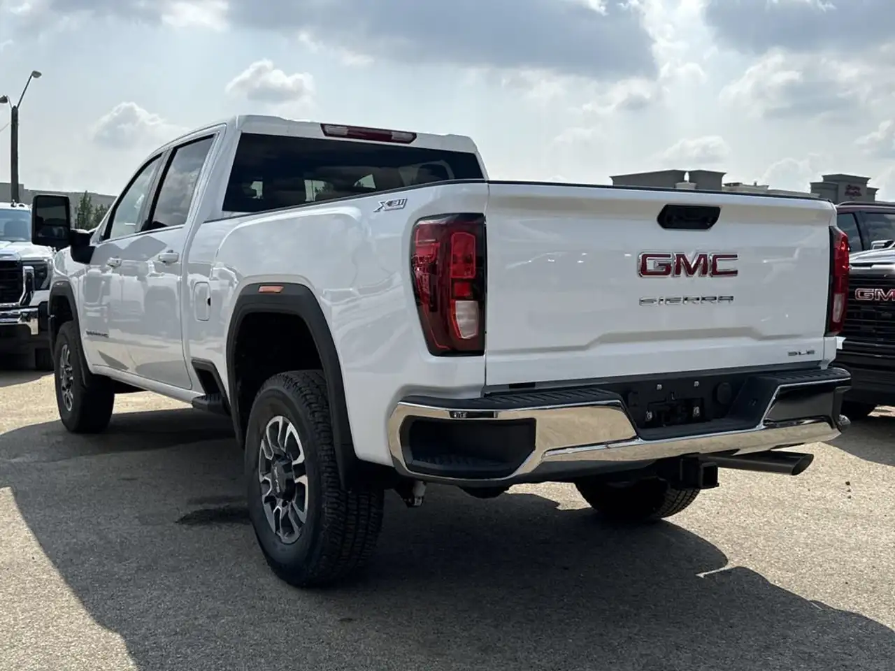 GMC Sierra 2500HD снимка GMC Sierra 2500HD