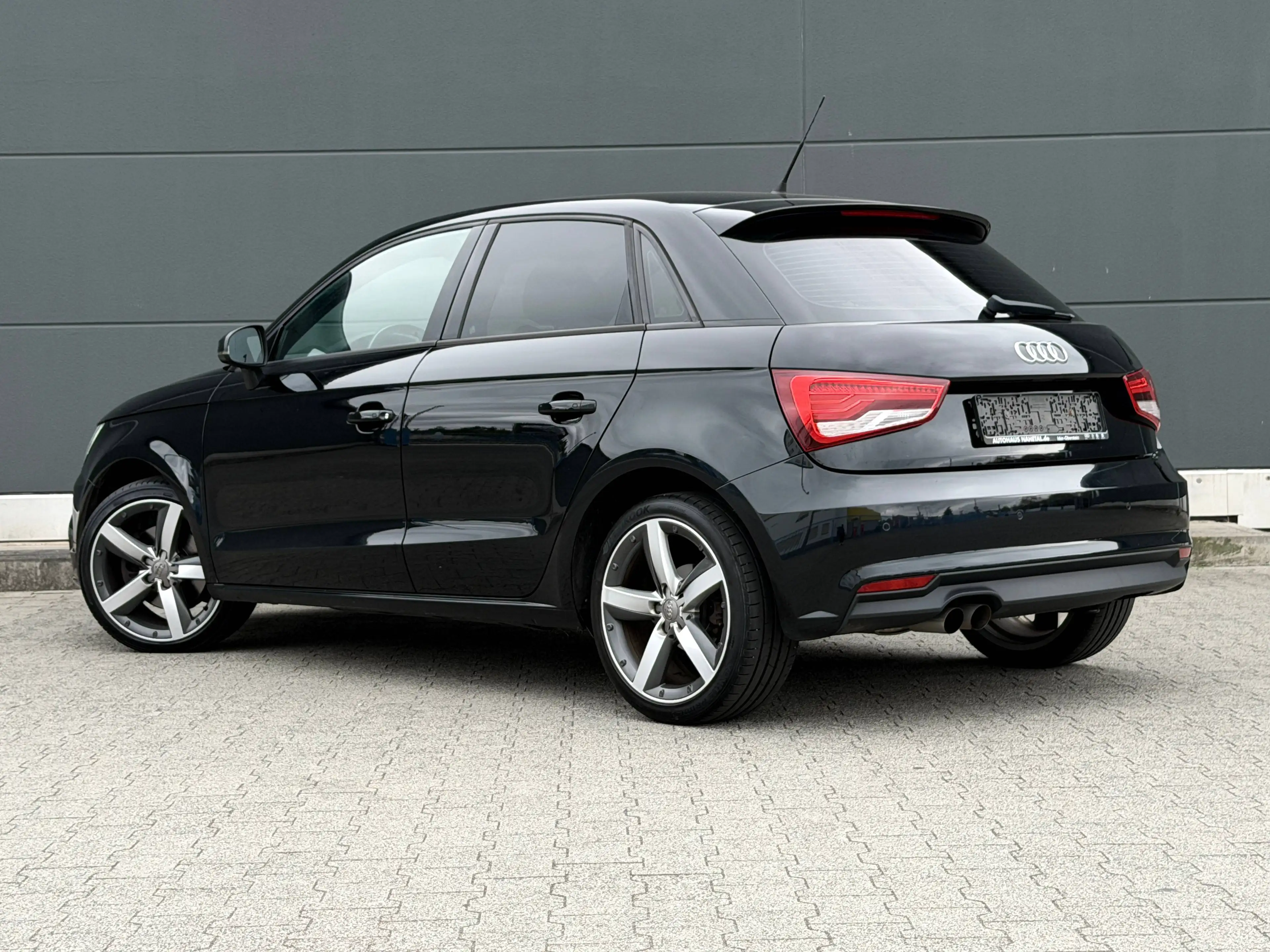 Audi A1 Sportback S line Sport Xenon 2. Hand TOP — photo 4