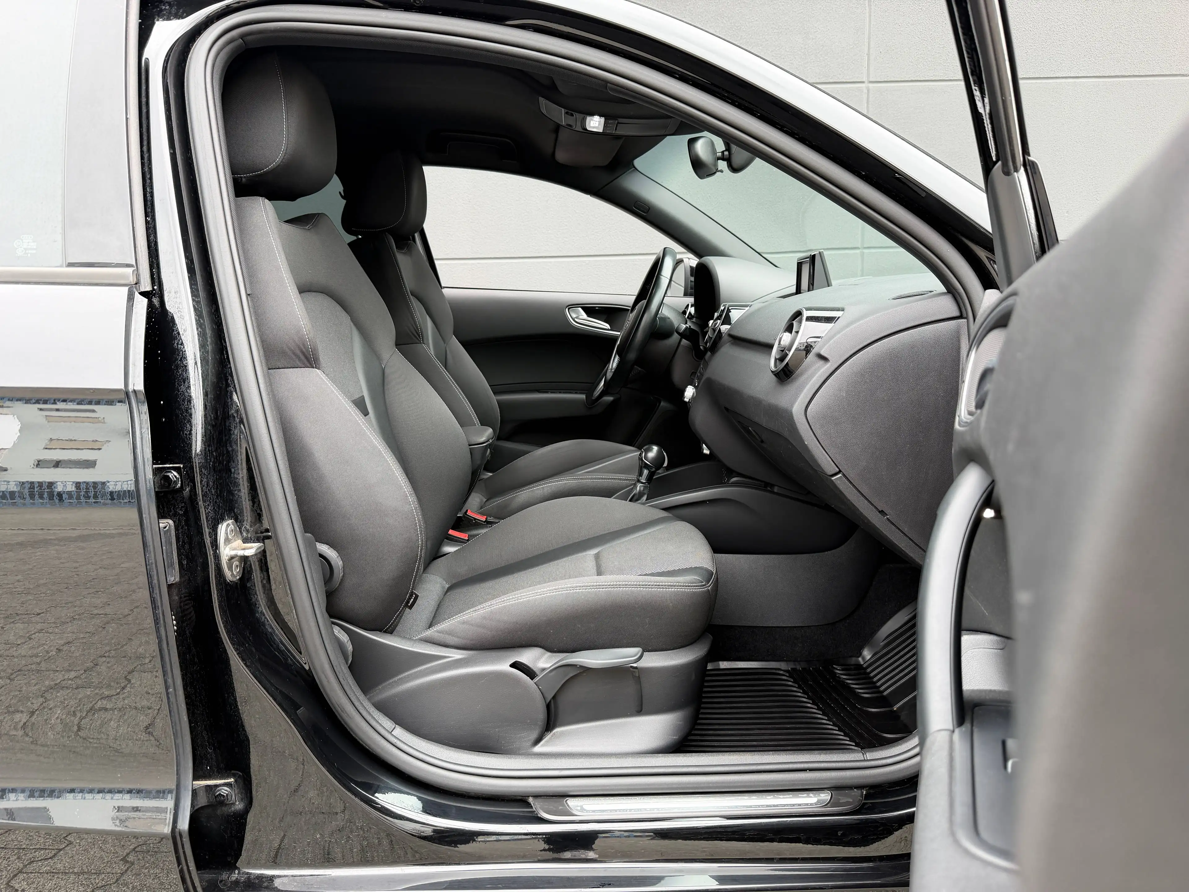 Audi A1 Sportback S line Sport Xenon 2. Hand TOP — photo 11