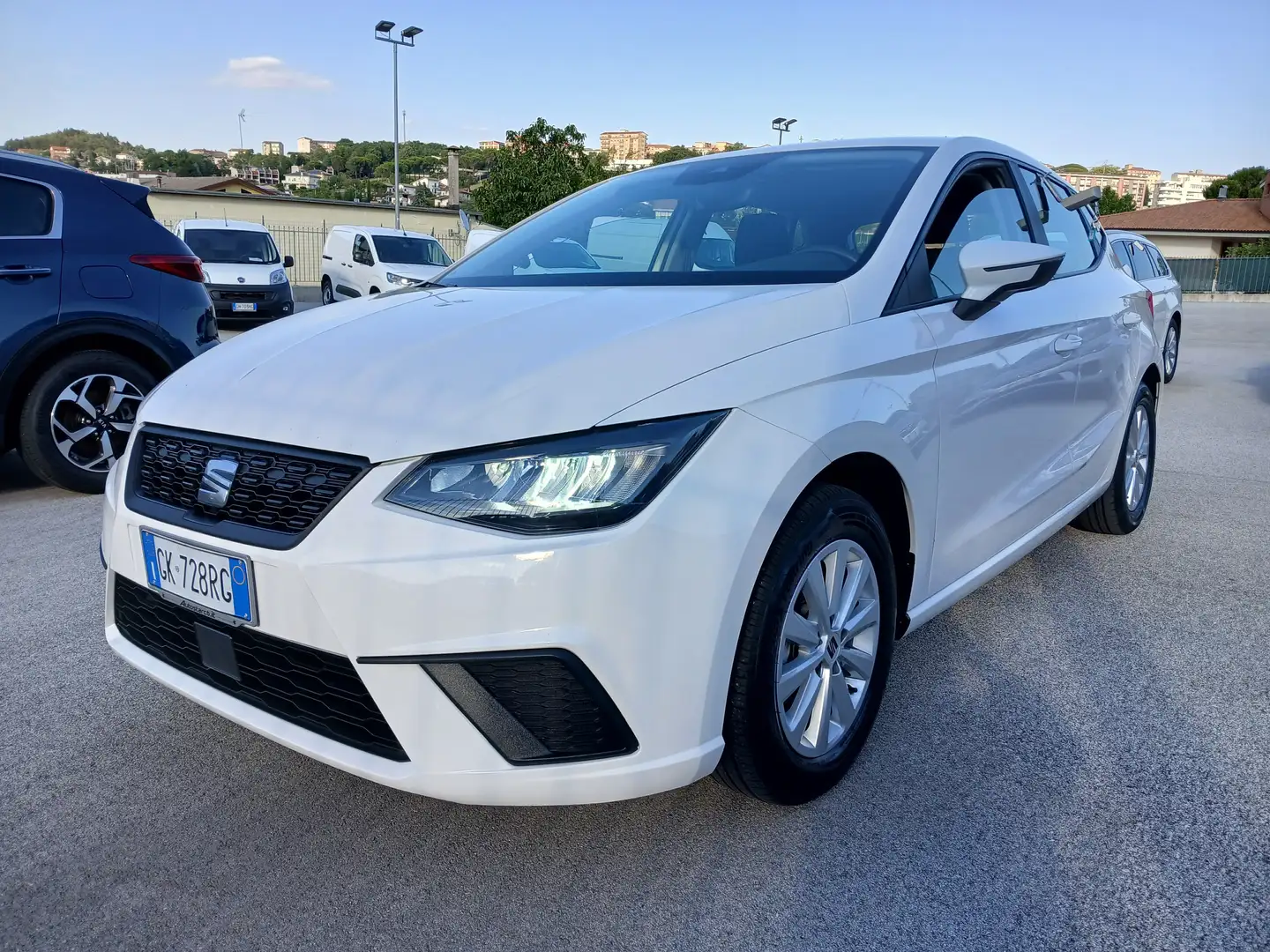 SEAT Ibiza SEAT IBIZA 1.0 BENZINA MPI STYLE 80CV 5P 2022 Bianco - 1
