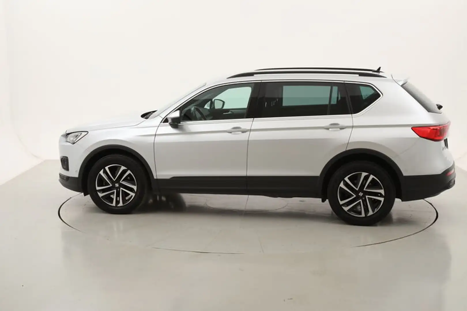 SEAT Tarraco Style DSG - 7 POSTI 2.0 Diesel 150CV Argento - 2