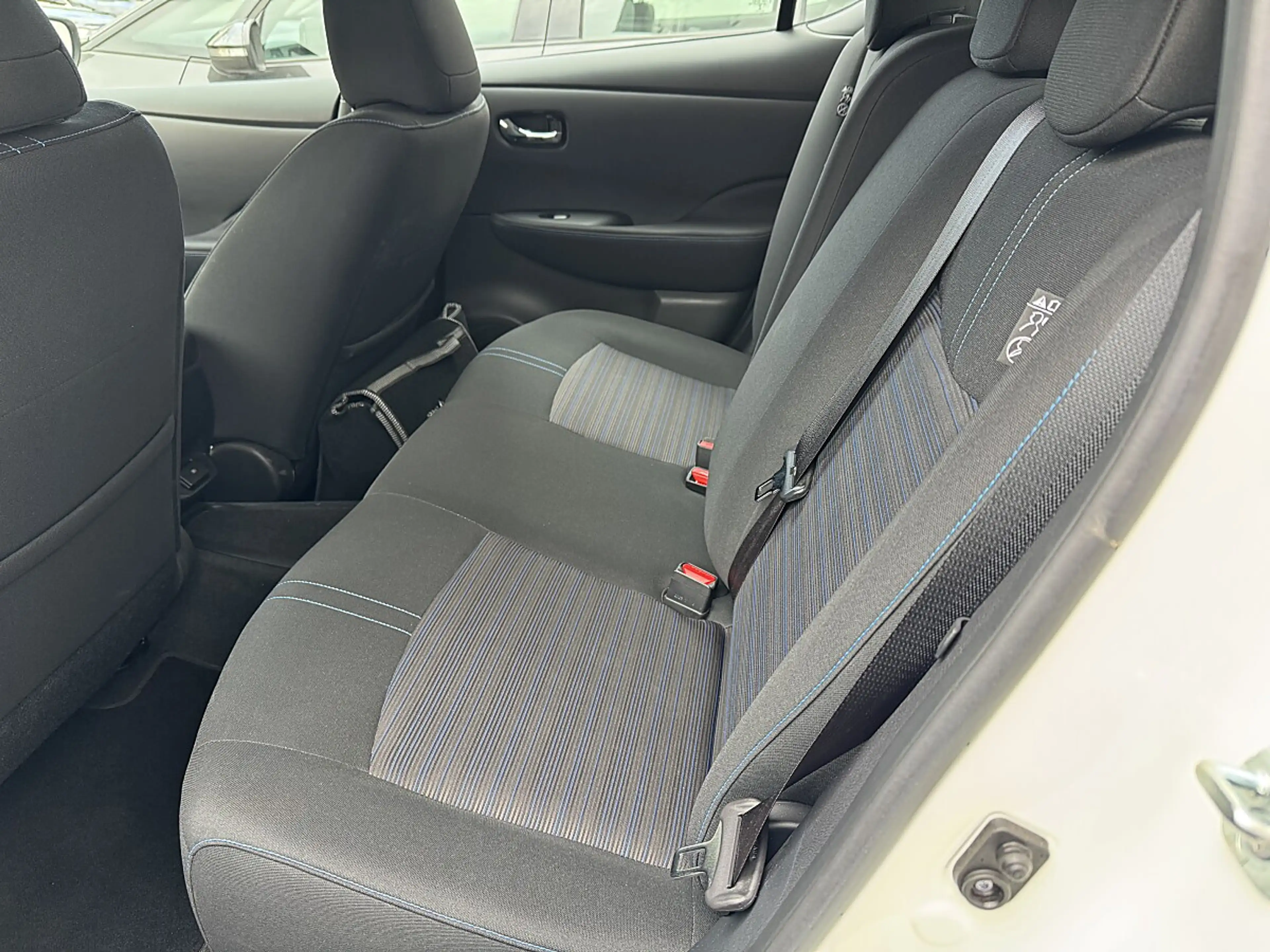 Nissan Leaf 39kWh Acenta — photo 14