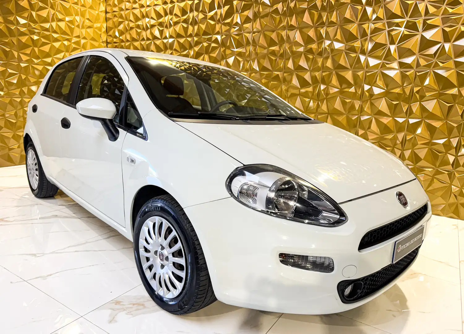 Fiat Punto Punto 5p 1.3 mjt II Lounge 75cv E5+ Blanc - 1